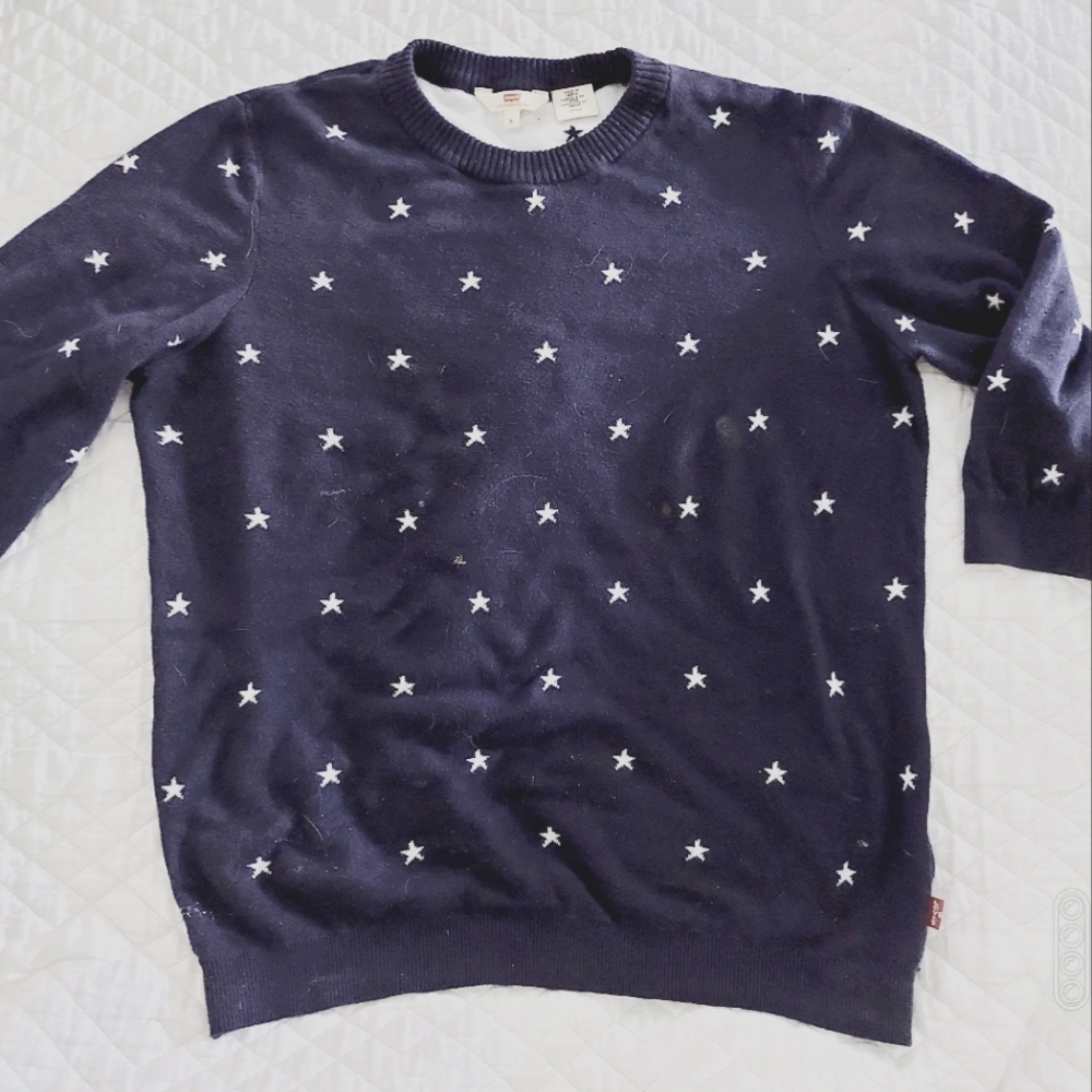 Levi womens short sleeve sweater with white stars sz.s